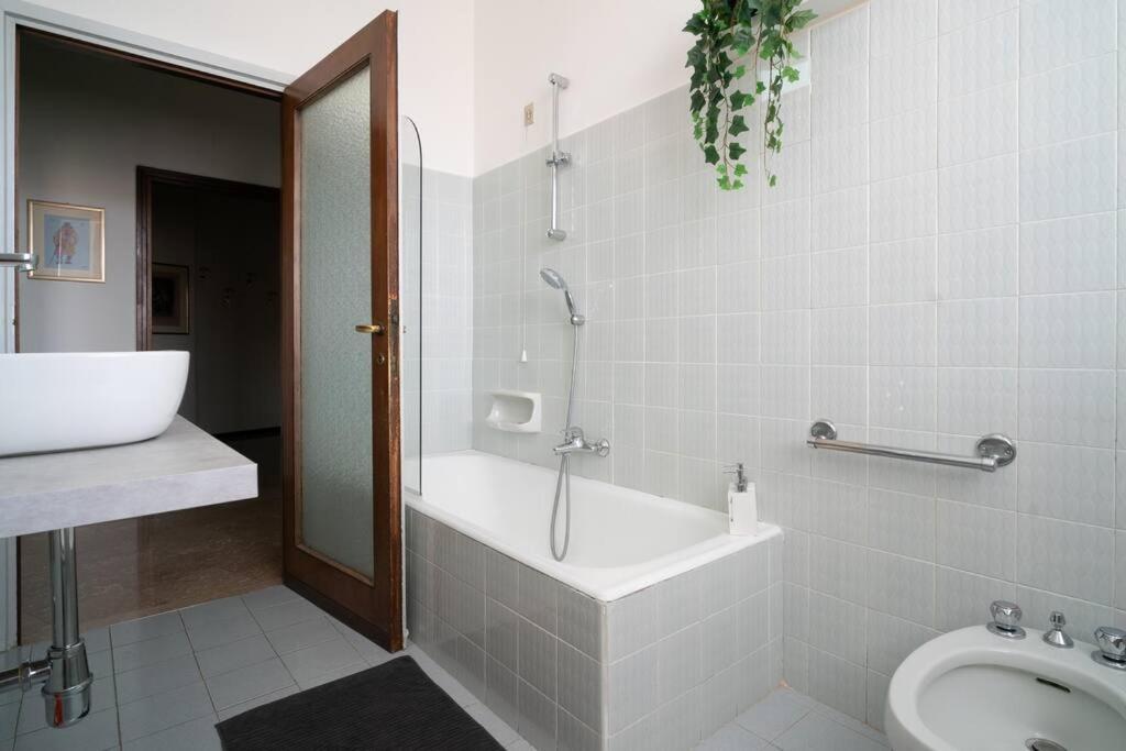 Casa Lya E Seve Apartment Bergamo Exterior photo